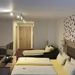 Hotel Am Steinertsee - Kassel-ost 2*