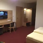 Hotel Am Steinertsee - Kassel-ost Kaufungen