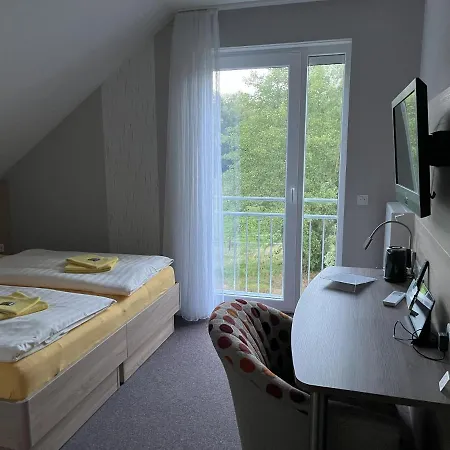 Hotel Am Steinertsee - Kassel-ost 2*