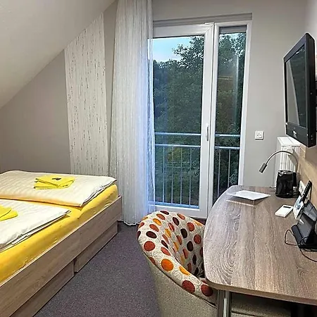 Am Steinertsee - Kassel-ost Hotel Kaufungen