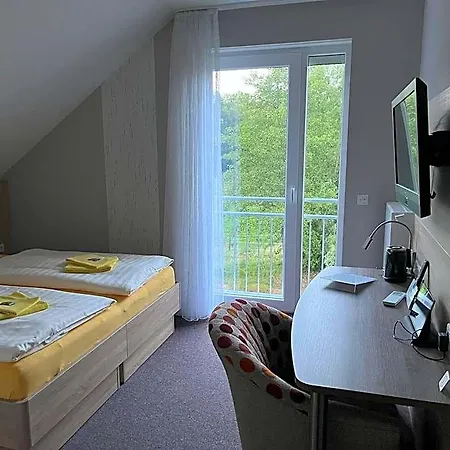 Hotel Am Steinertsee - Kassel-ost 2*