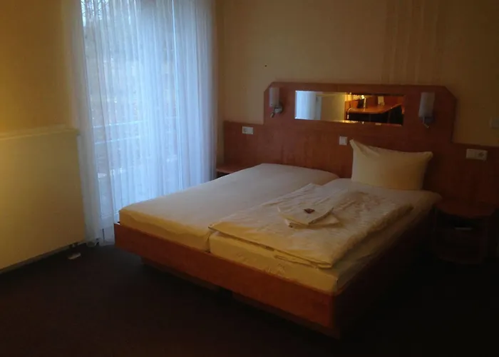 Am Steinertsee - Kassel-ost Hotel 2*