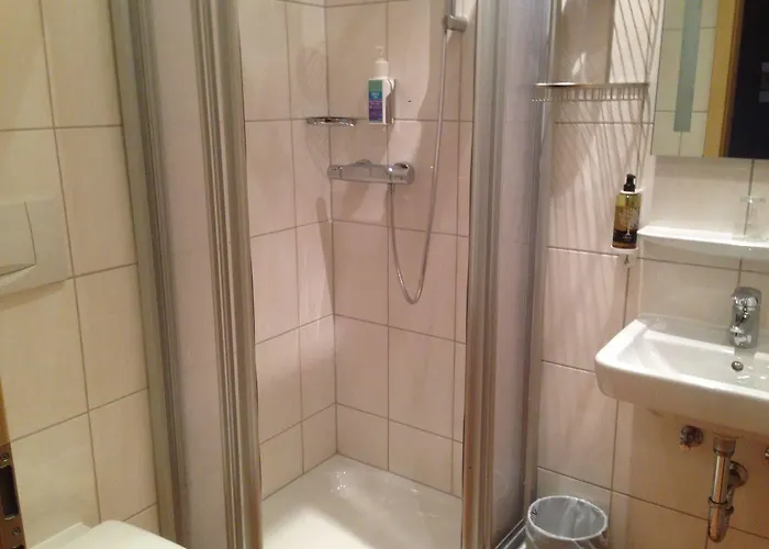 Am Steinertsee - Kassel-ost Hotel Kaufungen